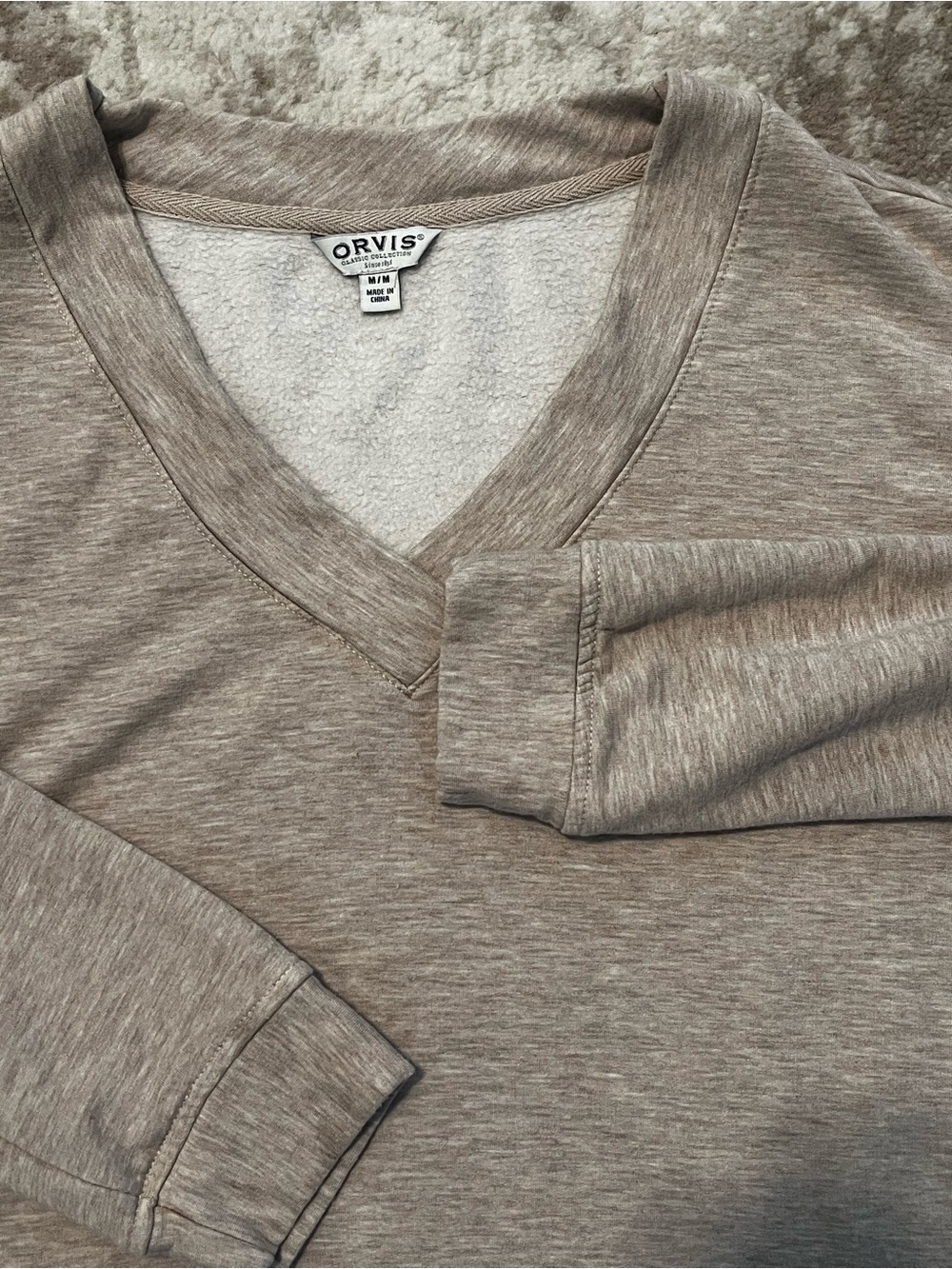 Orvis Classic Collection V-Neck Sweatshirt Pullover Heather Beige Tan Medium